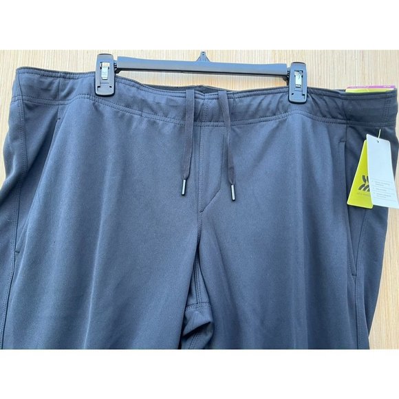 All in Motion - Men's Train Pants - Black - XXL (30) - Picture 14 of 15